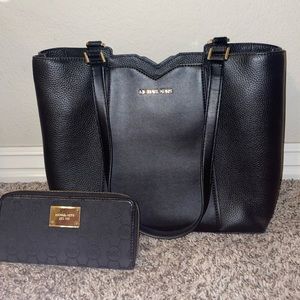 Michael Kors black purse with wallet and card holder